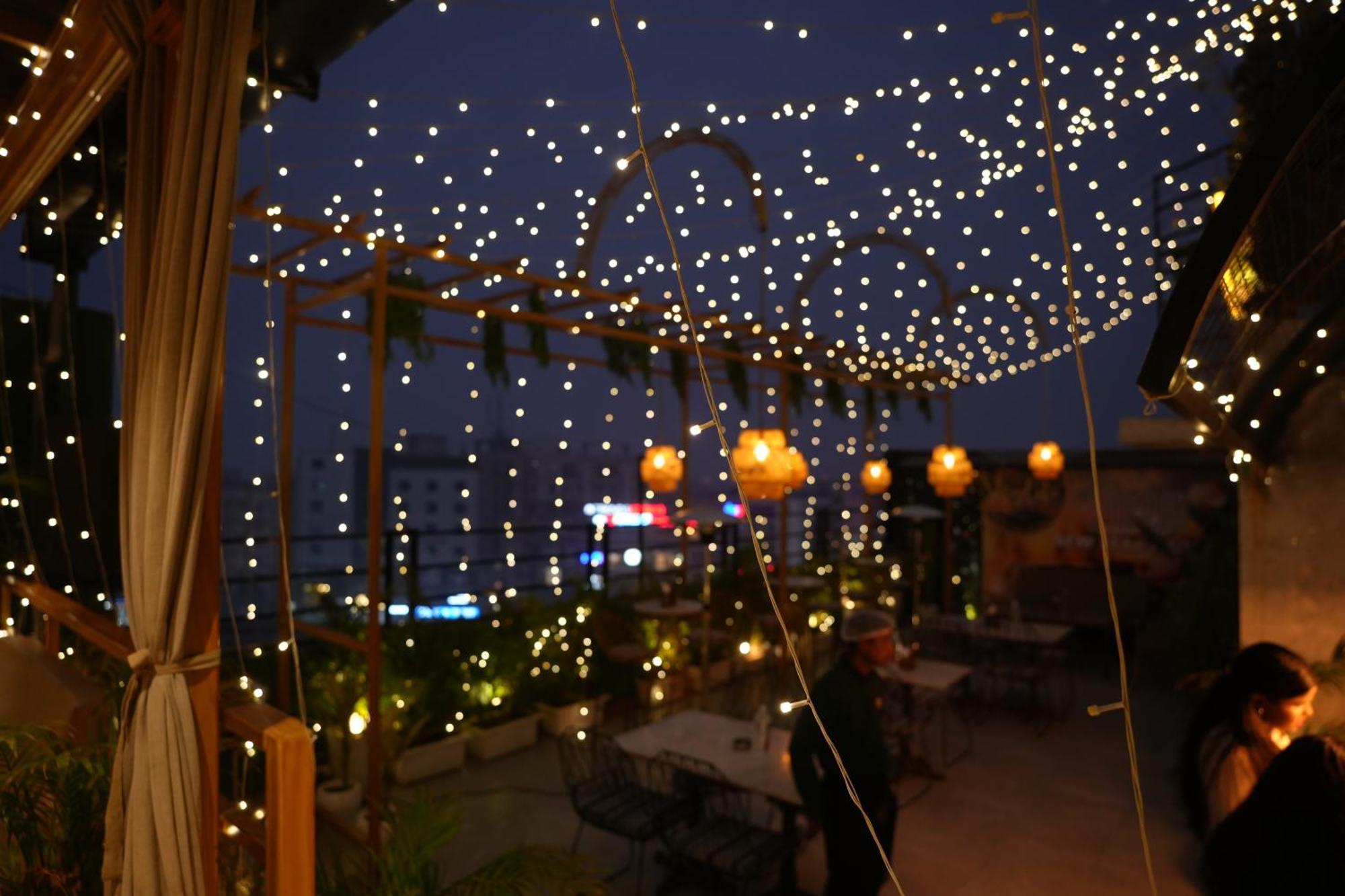 Hotel Silkhouse Premier Danapur Exterior foto